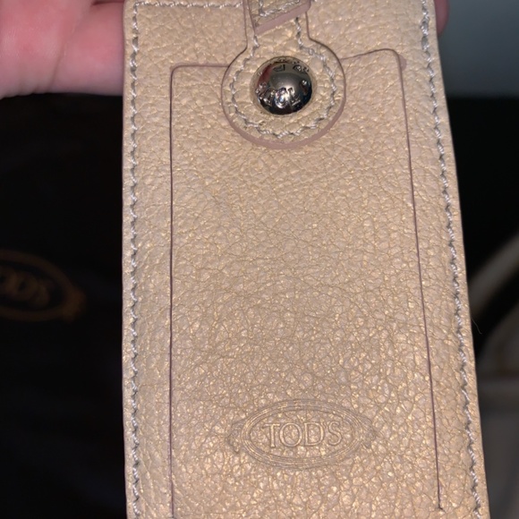 Large Tod’s purse in gold - Picture 9 of 12
